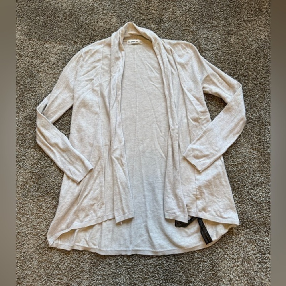 Zara knit cardigan Medium